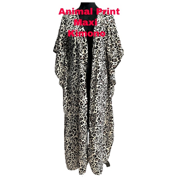 america & beyond Other - 🪭🪭Animal Print Maxi Kimono Cover up🪭🪭